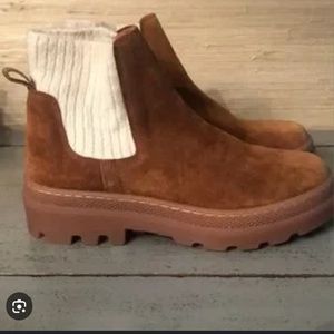 NWOB Anthropologie/ Naguisa ankle boots
